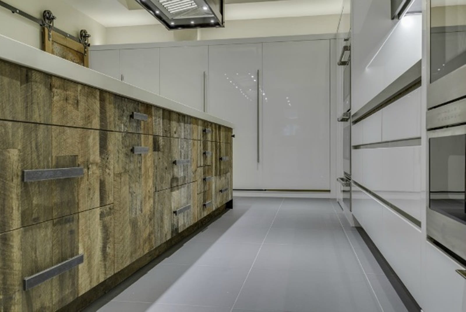 Contemporary Kitchens project 7
